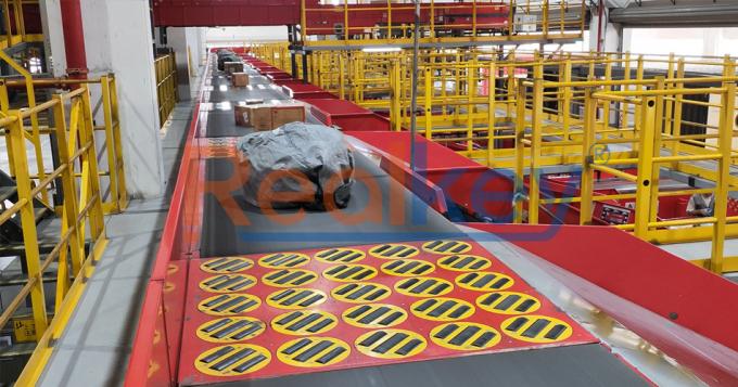 Swivel Wheel Sorter in operation at โลจิสติกส์ facility